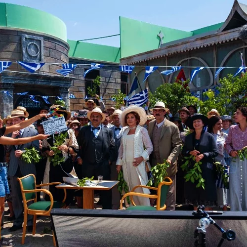 «Σμύρνη μου αγαπημένη»: Η Σμύρνη μάνα (ξανα)καίγεται